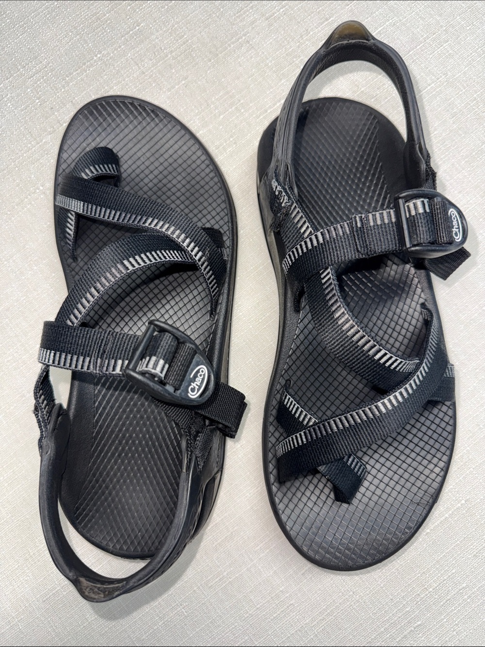 Chaco Black Outdoor Sport Sandals with Striped Webbing Men 8